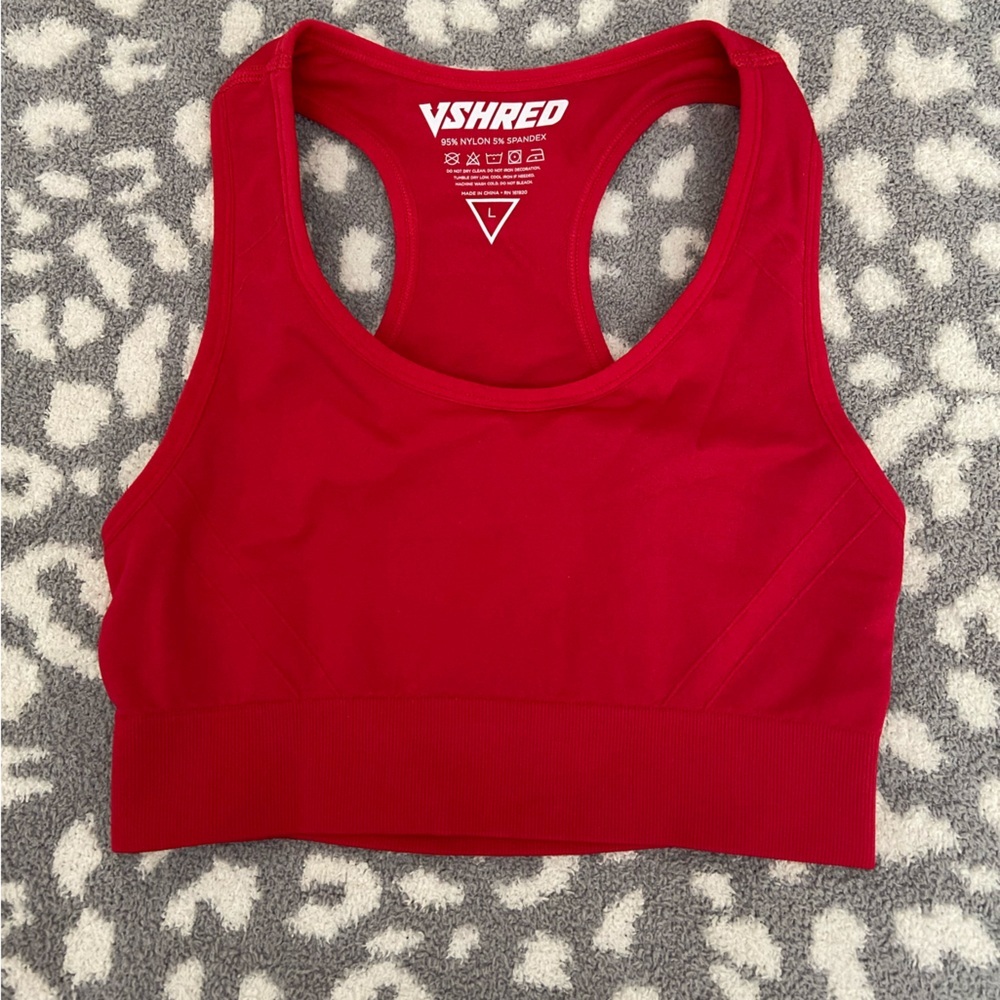 NWOT VSHRED RED SPORTS BRA SIZE LARGE